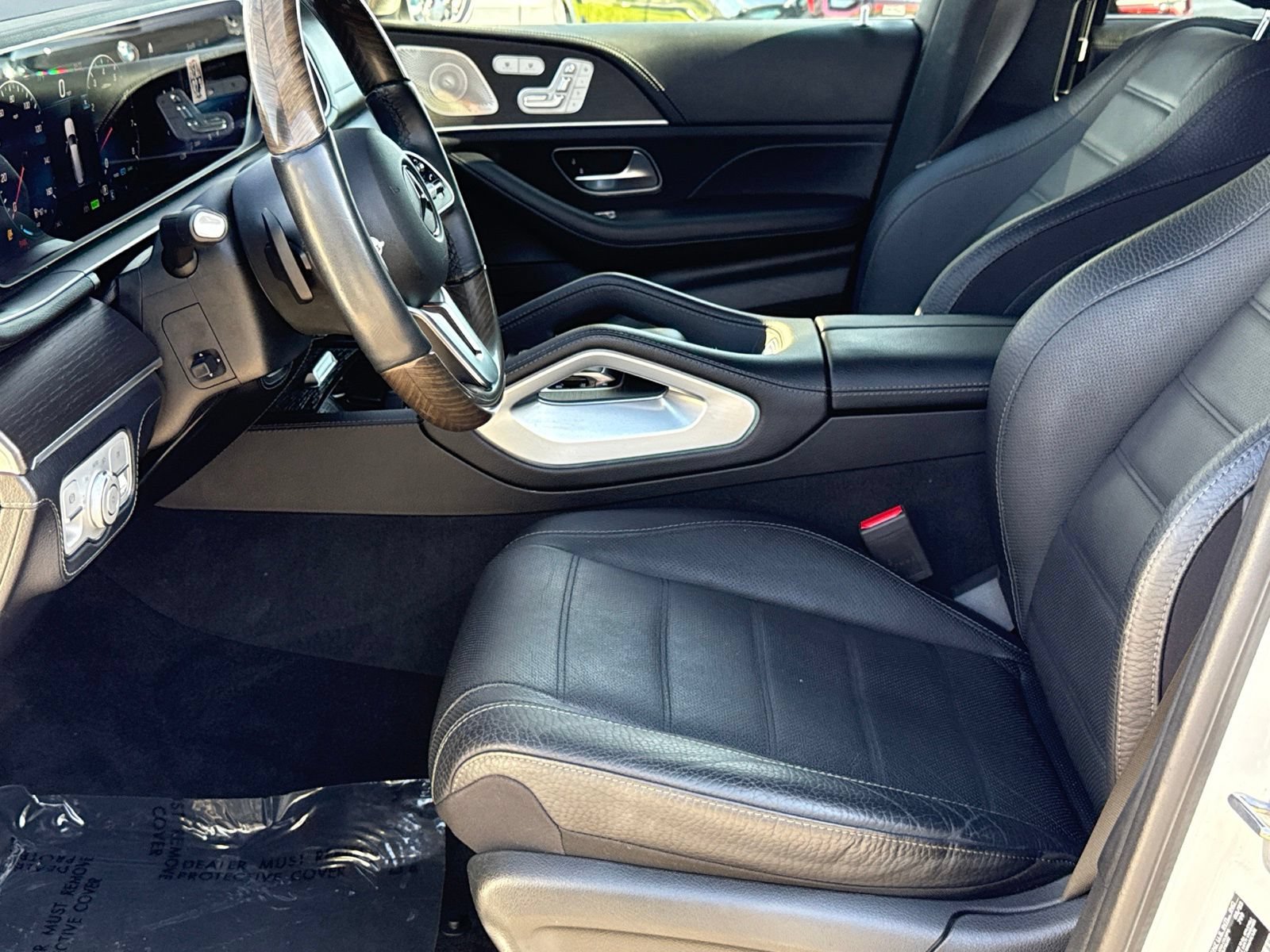 Used 2023 Mercedes-Benz GLS 580 4MATIC image 25