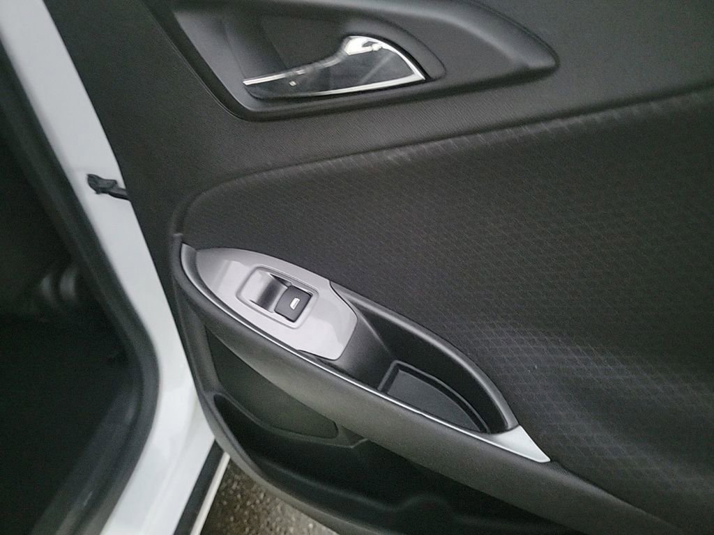 Used 2023 Chevrolet Malibu LT image 23