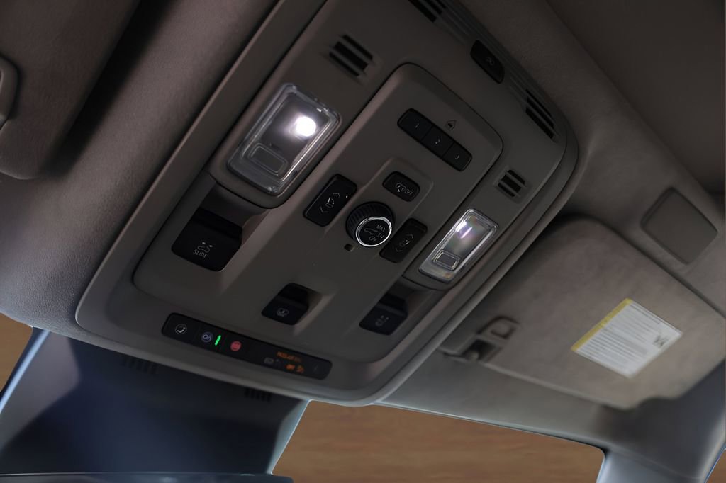 Used 2021 Cadillac Escalade Sport Platinum image 23