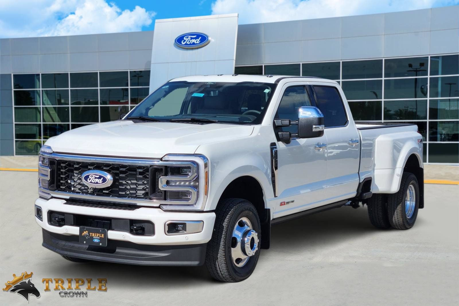 New 2027 Ford F350 Platinum w/ Platinum Plus Package AWD/4WD image 2