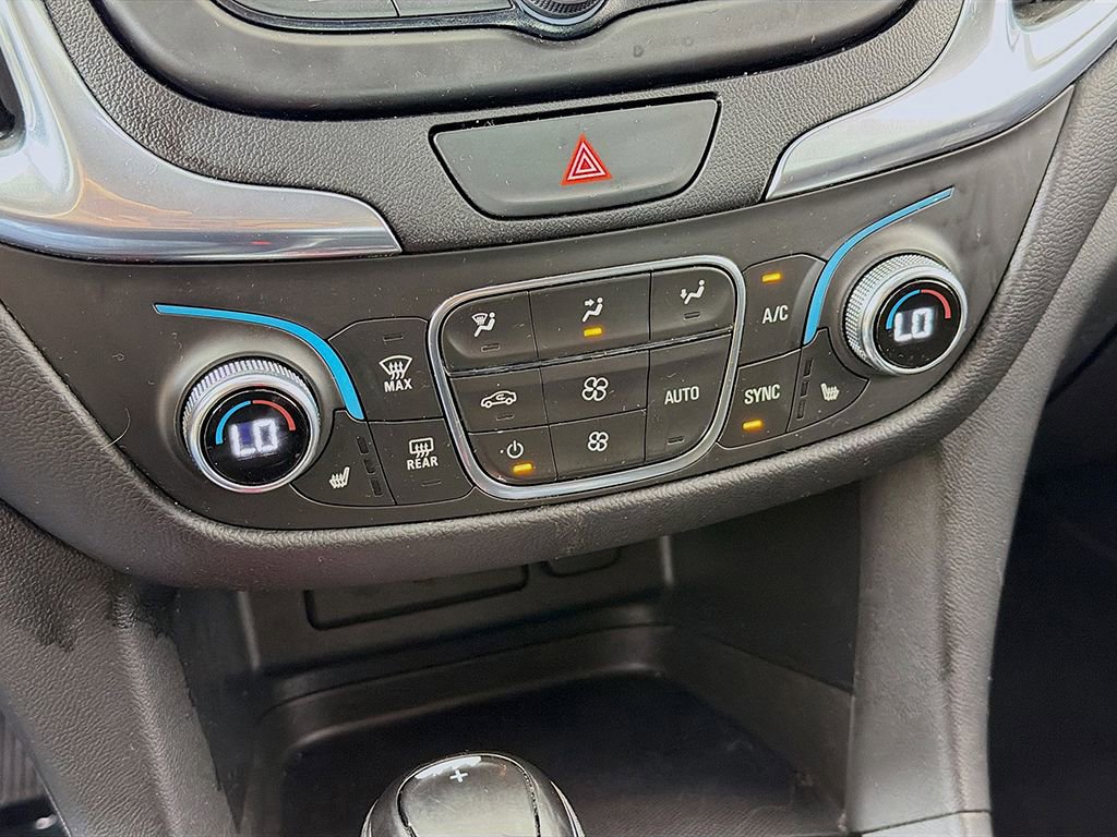 Used 2021 Chevrolet Equinox LT FWD image 35
