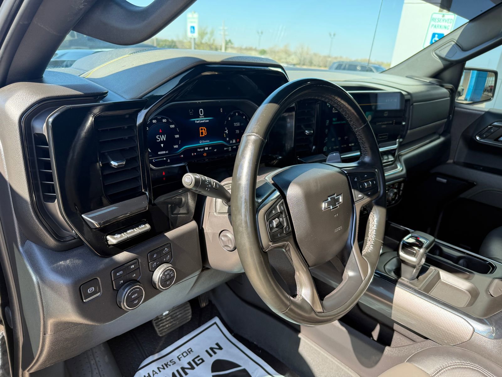 Used 2024 Chevrolet Silverado 1500 ZR2 w/ Technology Package image 4