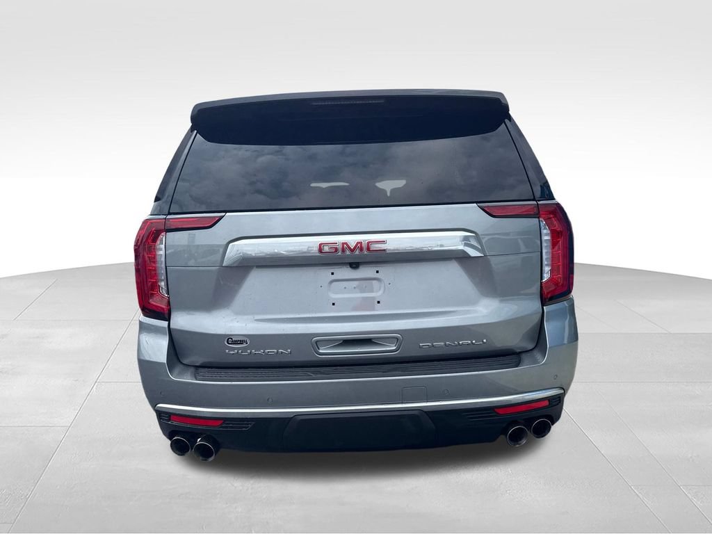Used 2023 GMC Yukon Denali AWD/4WD image 9