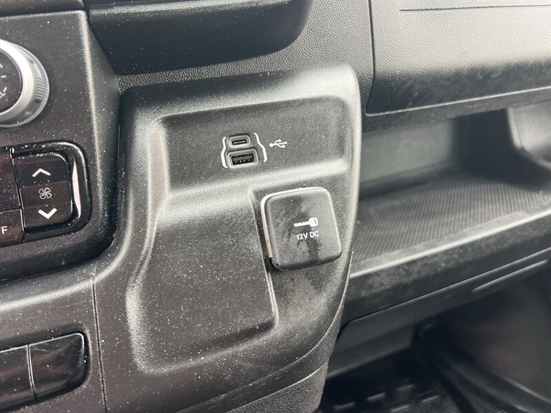 Used 2024 RAM ProMaster 2500 FWD image 30