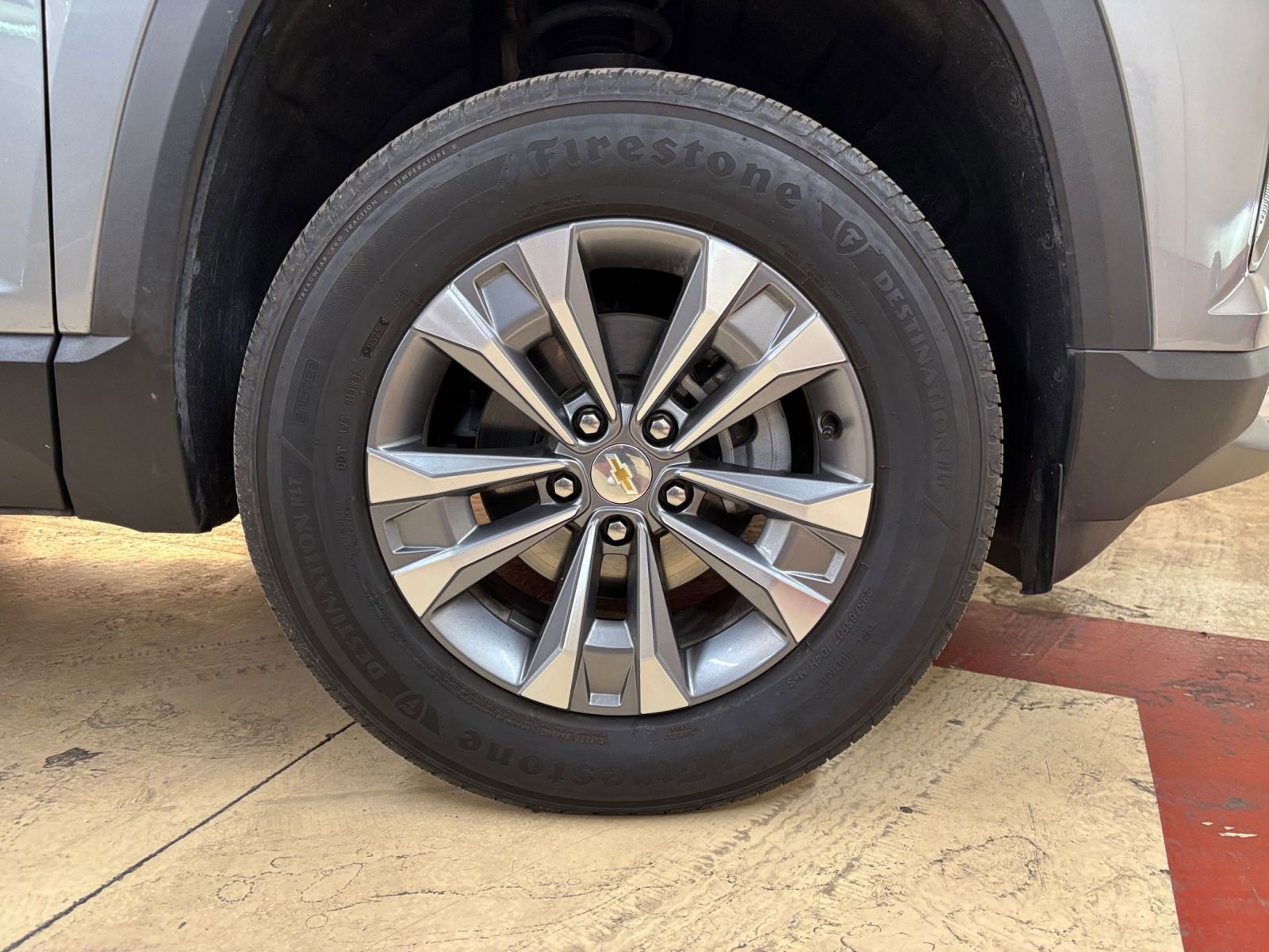 Used 2025 Chevrolet Equinox LT FWD image 30