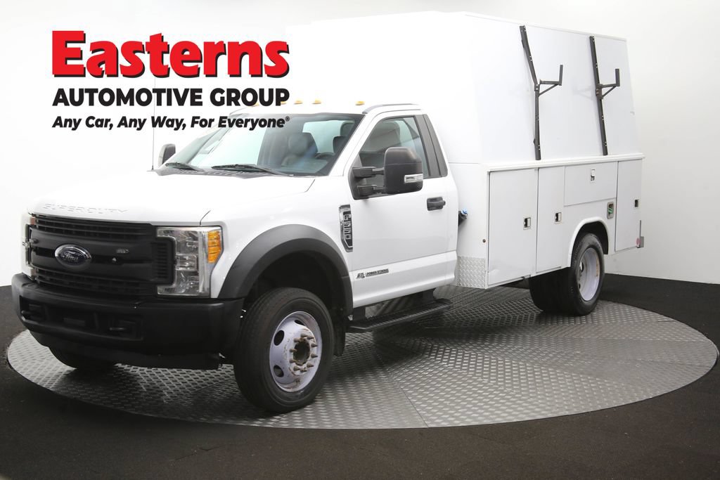 Used 2017 Ford F550 2WD Regular Cab Super Duty image 57