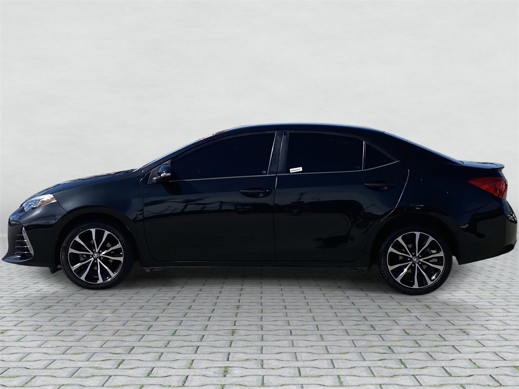 Certified 2017 Toyota Corolla SE image 2