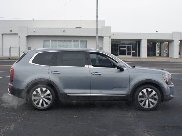 Used 2020 Kia Telluride S w/ S 8 Passenger Seating Package image 18