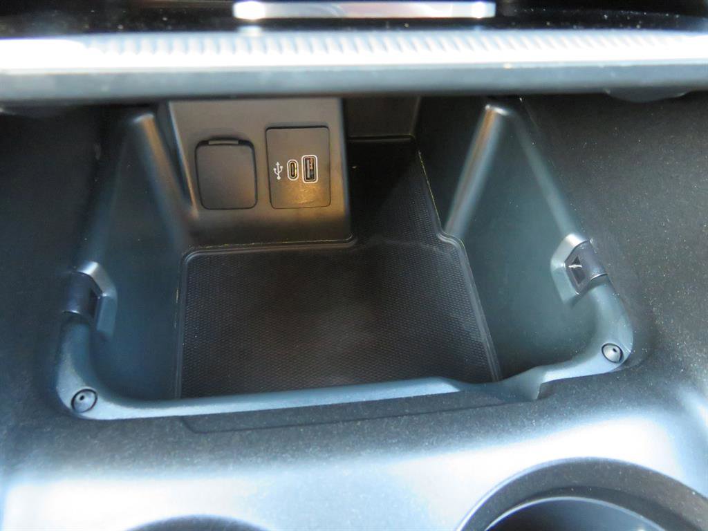 Used 2025 Ford Explorer ST-Line image 22