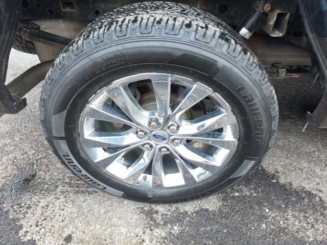 Used 2017 Ford F150 Lariat w/ Equipment Group 502A Luxury image 31