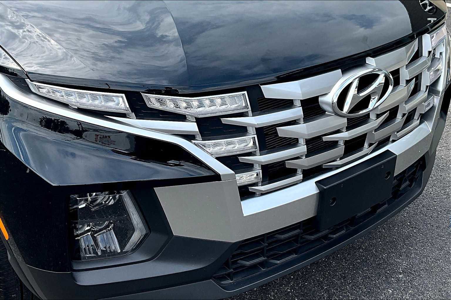 Used 2024 Hyundai Santa Cruz SEL w/ Activity Package image 29