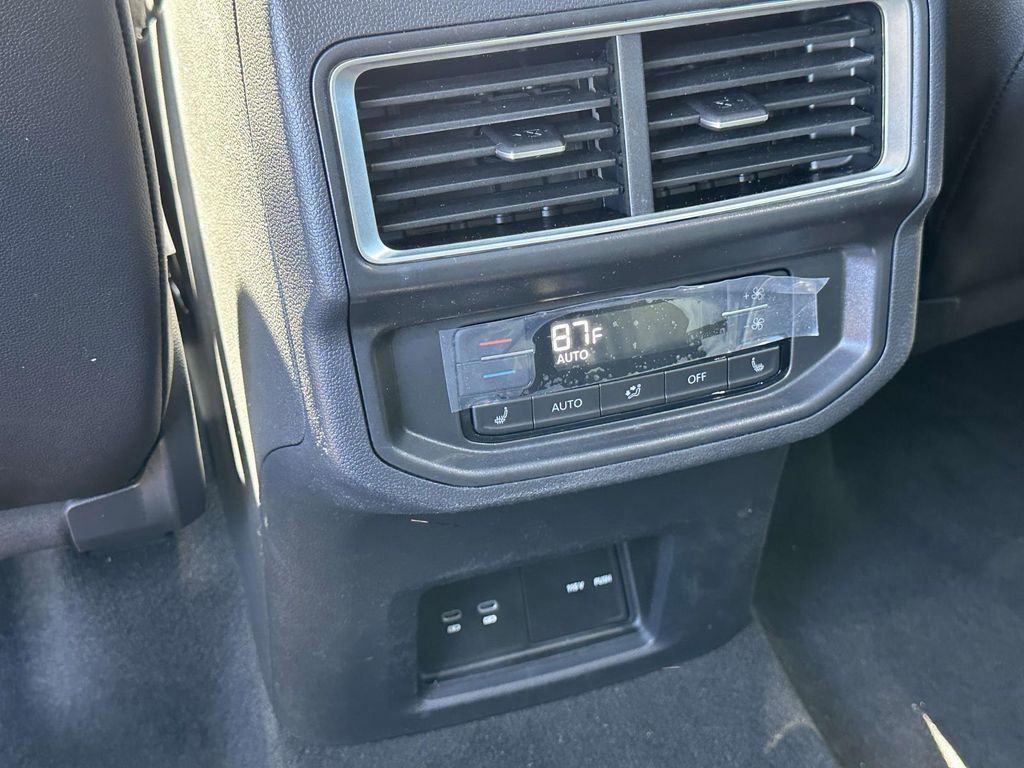 New 2025 Volkswagen Atlas SEL Premium R-Line image 12