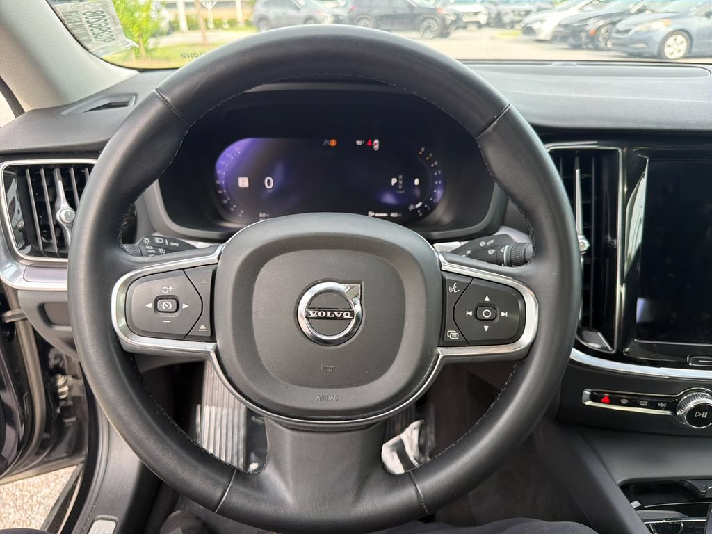 Used 2024 Volvo S60 B5 Core FWD image 31