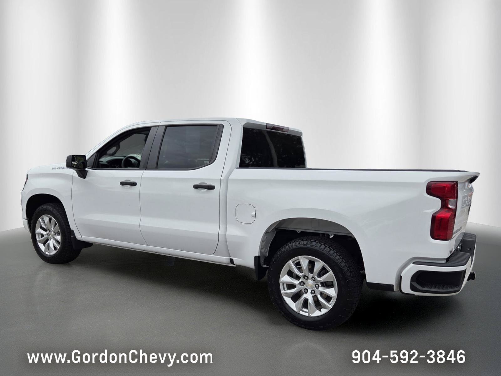 Used 2023 Chevrolet Silverado 1500 Custom RWD image 3