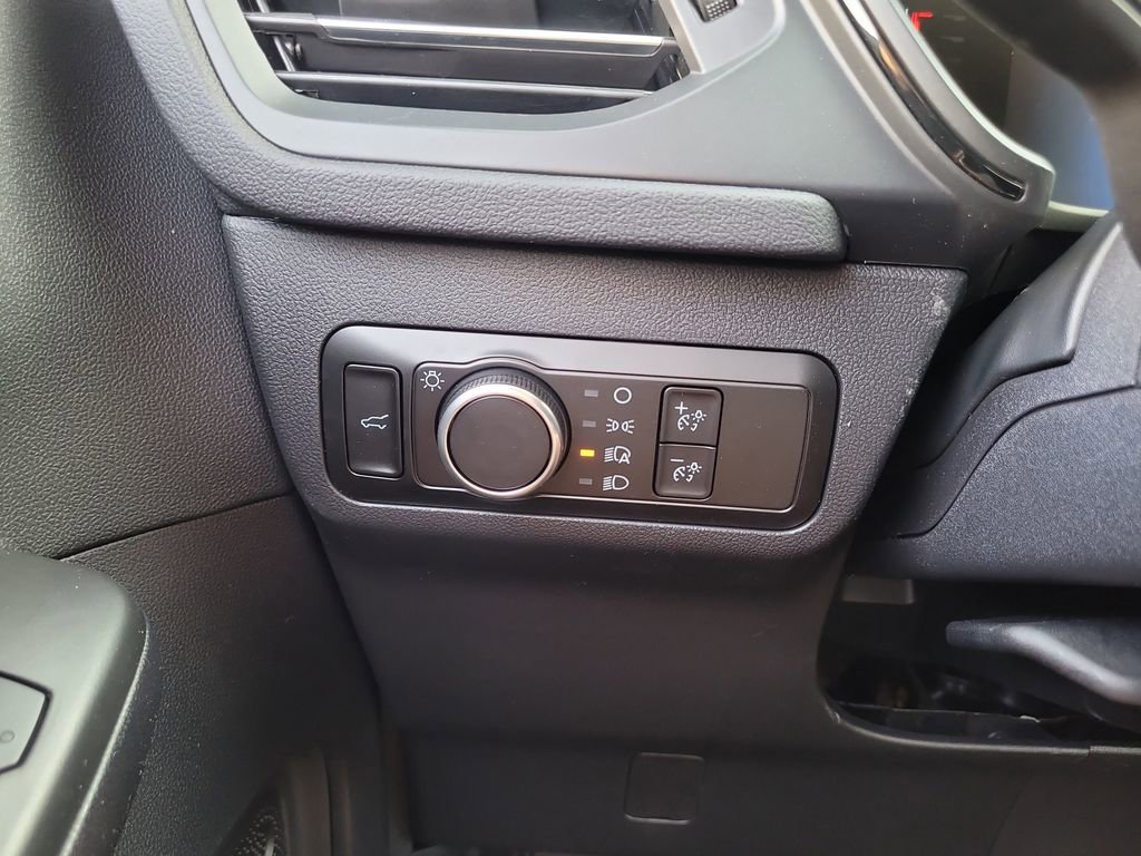 New 2026 Ford Escape ST-Line w/ Tech Pack #1 FWD image 25