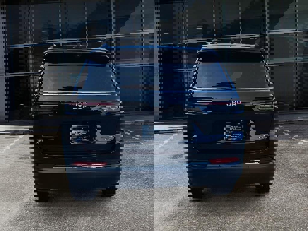 New 2025 Jeep Grand Cherokee L Limited w/ Luxury Tech Group II image 6