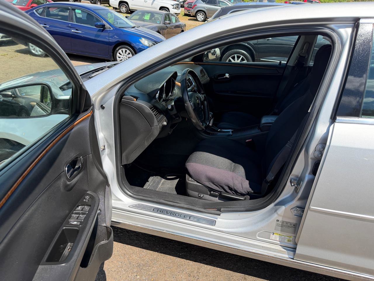 Used 2012 Chevrolet Malibu LT FWD image 12