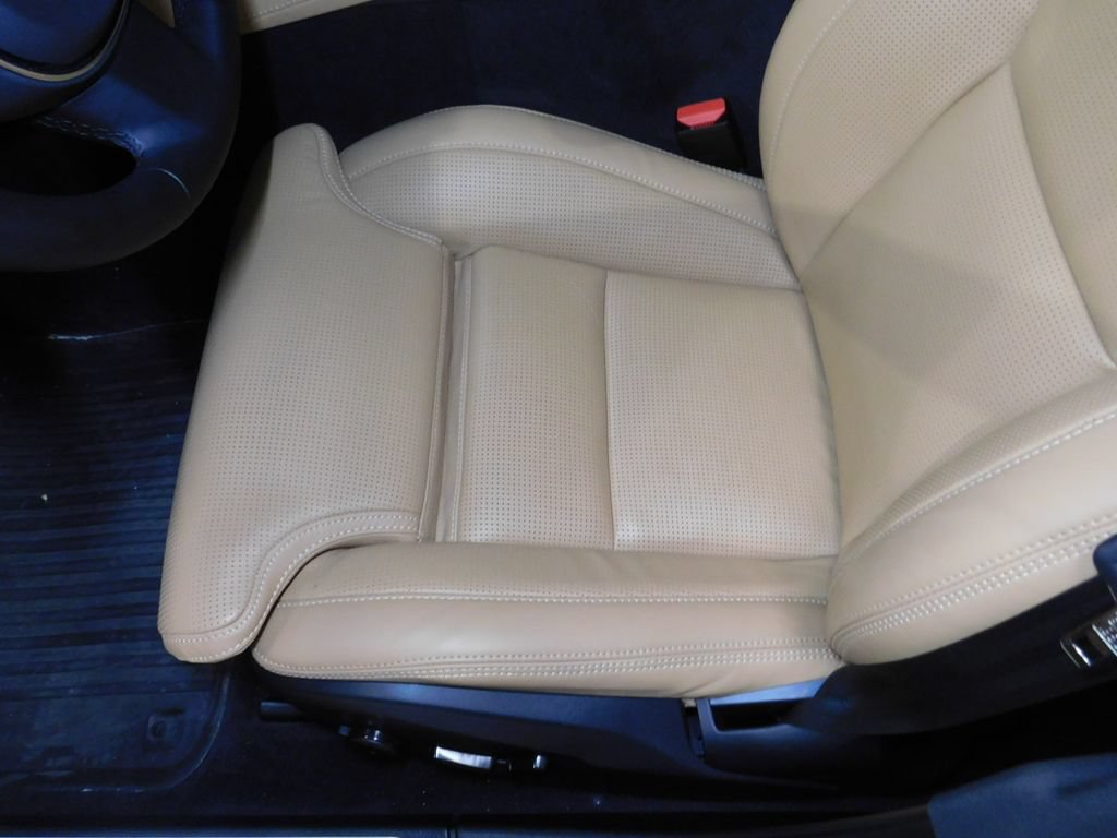 Used 2023 Volvo V90 B6 Cross Country Ultimate AWD/4WD image 28