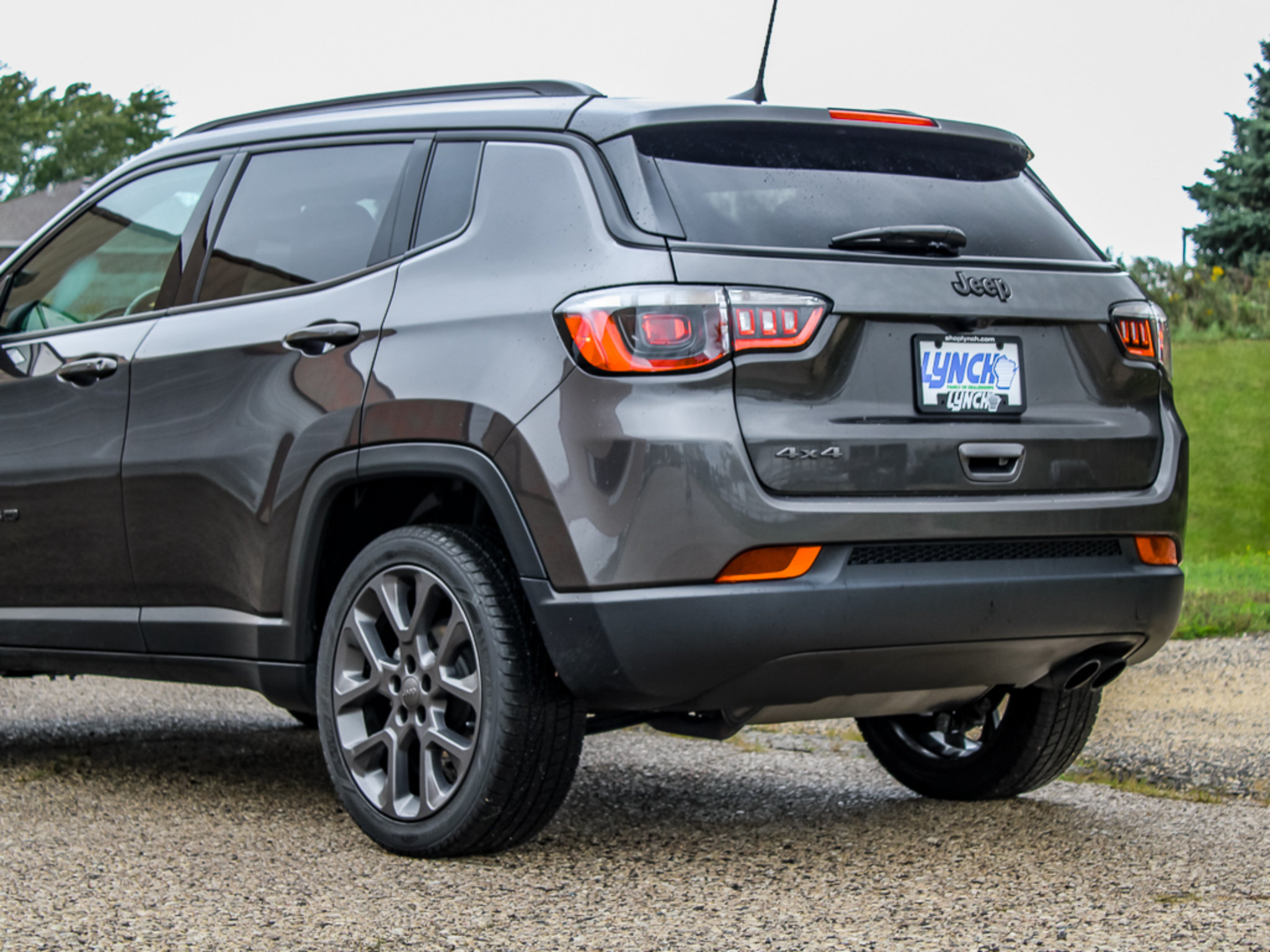 Used 2021 Jeep Compass Latitude w/ Sun and Sound Group AWD/4WD image 37