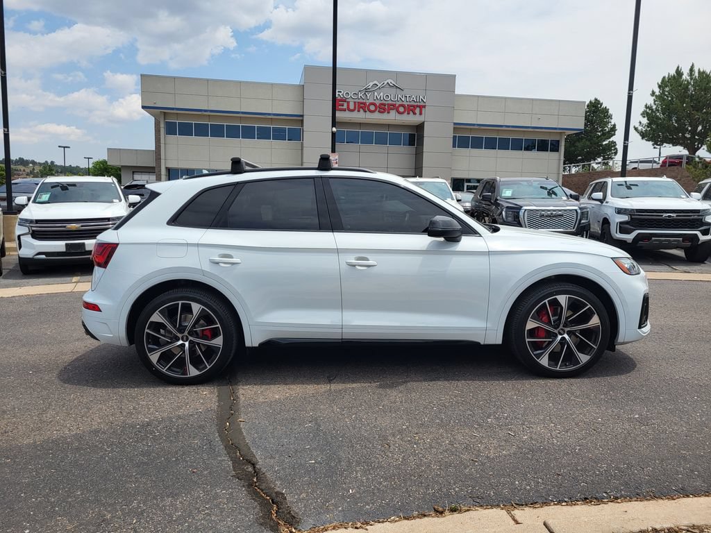 Used 2022 Audi SQ5 Premium Plus w/ Premium Plus Package AWD/4WD image 3