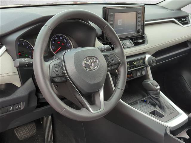 Used 2021 Toyota RAV4 XLE Premium AWD/4WD image 9