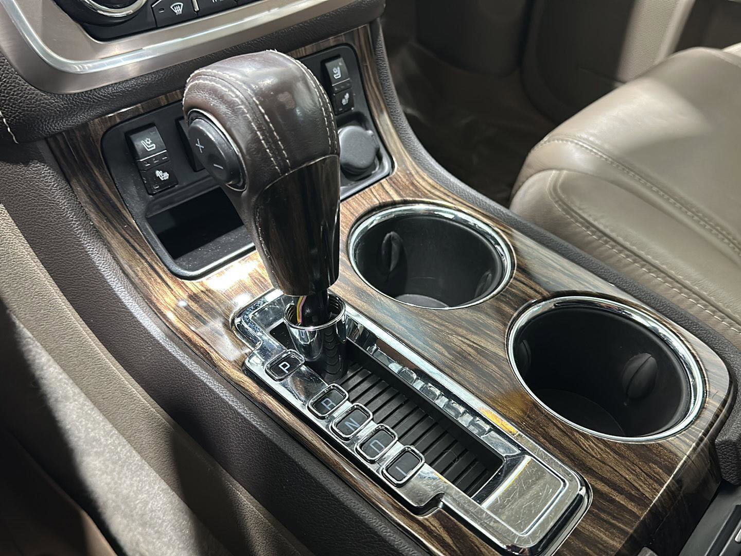 Used 2015 GMC Acadia Denali AWD/4WD image 15