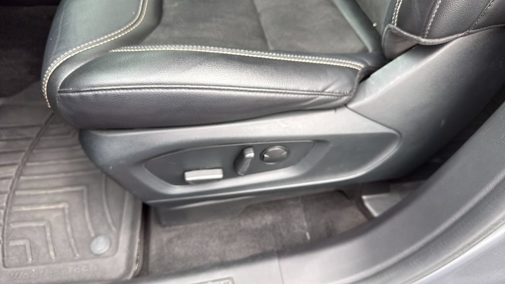 Used 2022 Ford Explorer ST AWD/4WD image 10
