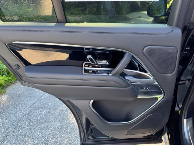 New 2026 Land Rover Range Rover SE AWD/4WD image 11