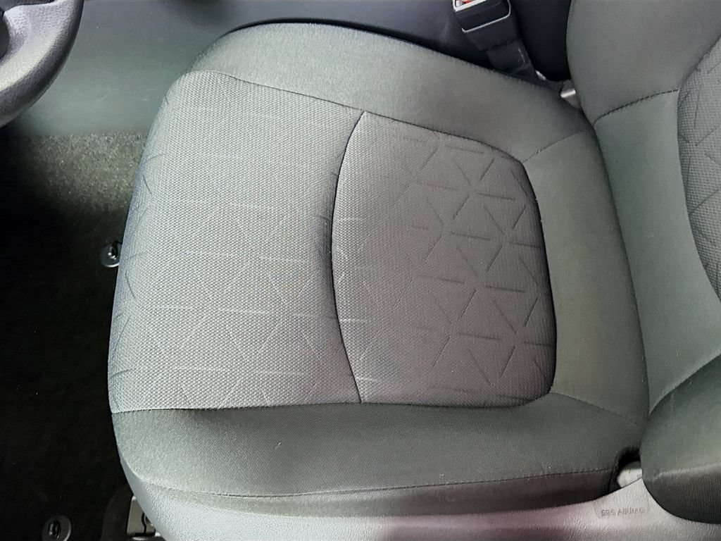 Used 2023 Toyota RAV4 XLE AWD/4WD image 19