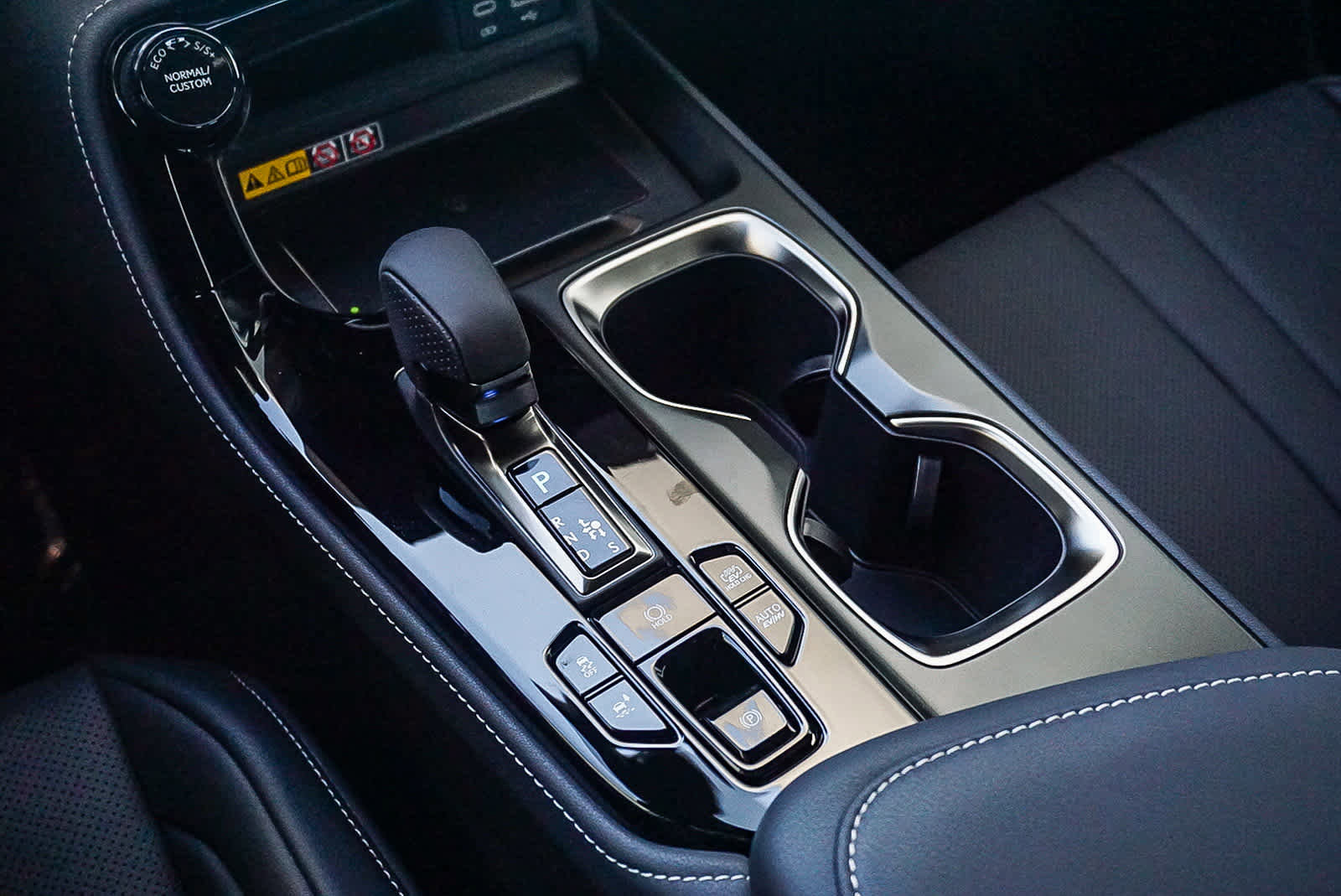 New 2026 Lexus NX 450h+ F Sport image 23