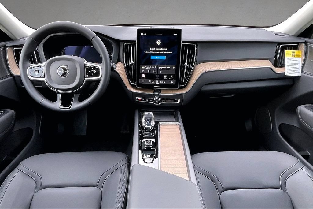 New 2026 Volvo XC60 B5 Plus w/ Protection Package Premier AWD/4WD image 5