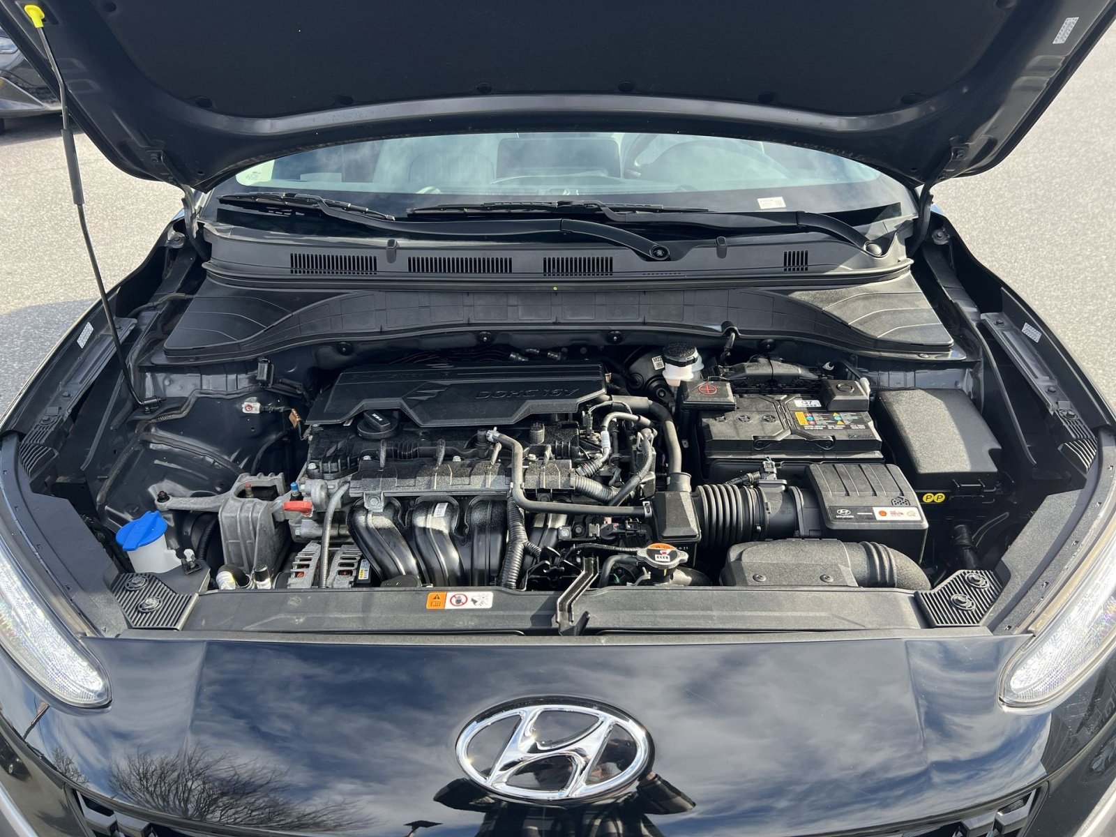 Used 2023 Hyundai Kona SEL w/ Winter Weather Package image 26