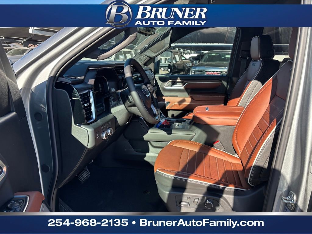 New 2026 GMC Sierra 2500 Denali Ultimate w/ LPO, Black Badging Package image 12