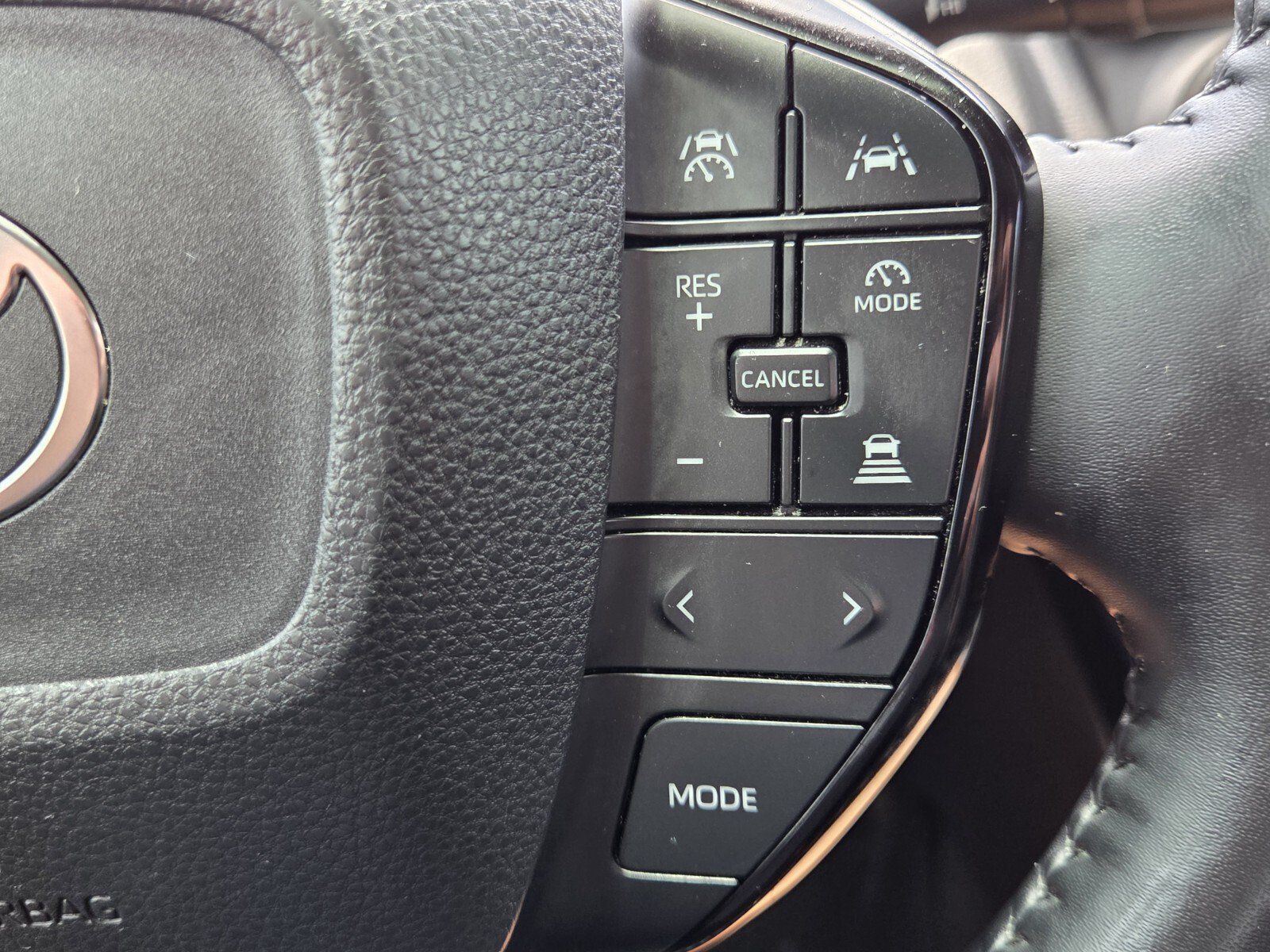 Certified 2025 Toyota Prius Limited FWD image 26