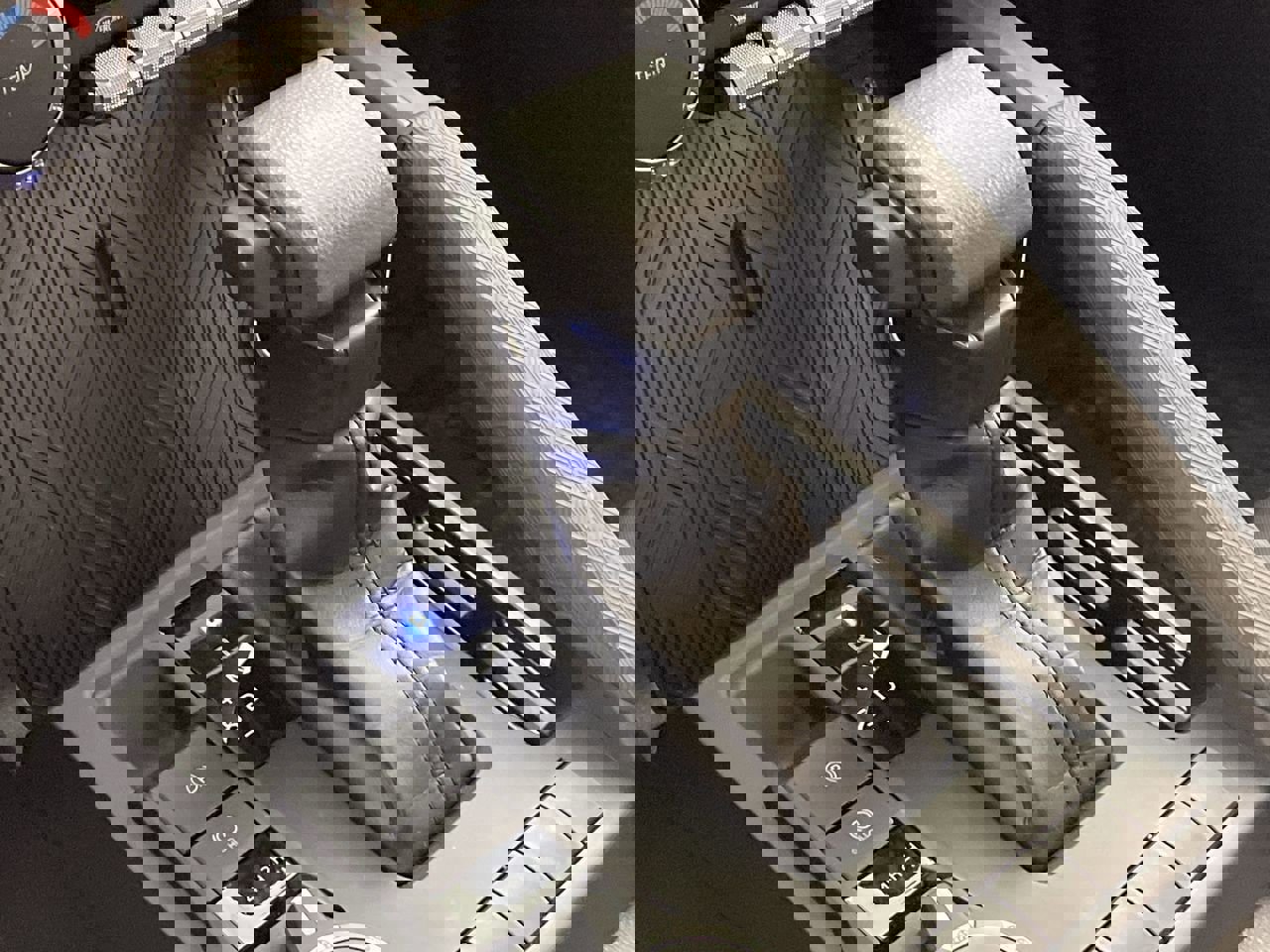 Used 2025 Toyota Tacoma SR5 image 13