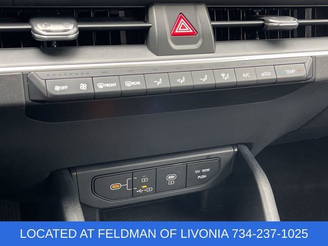 Used 2025 Kia K4 FWD image 17