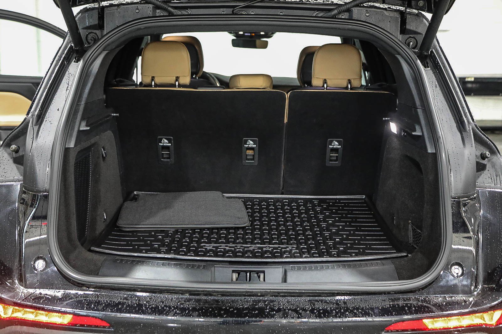 Used 2020 Lincoln Corsair Reserve w/ Equipment Group 201A image 25