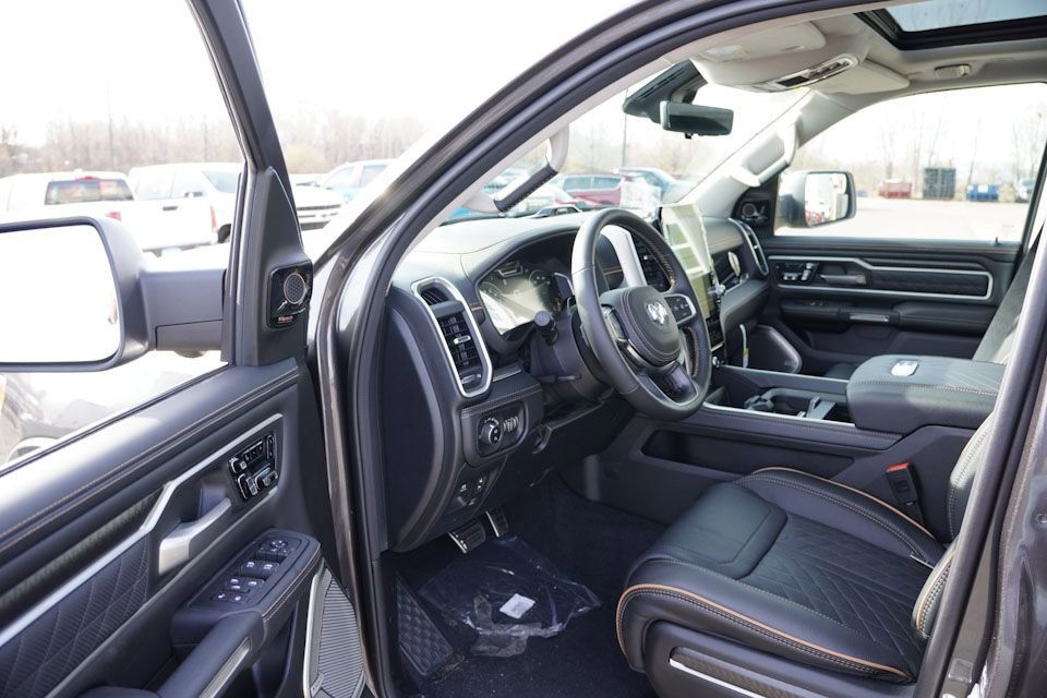 New 2026 RAM 1500 Tungsten w/ Trailer Tow Group image 11