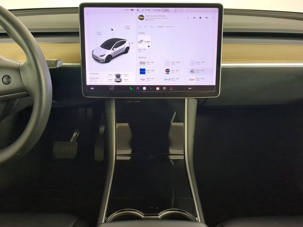 Used 2020 Tesla Model Y Long Range image 22