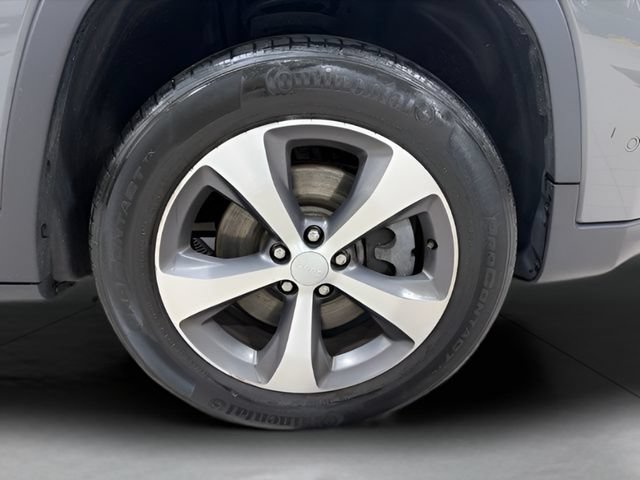 Used 2021 Jeep Cherokee Limited AWD/4WD image 27
