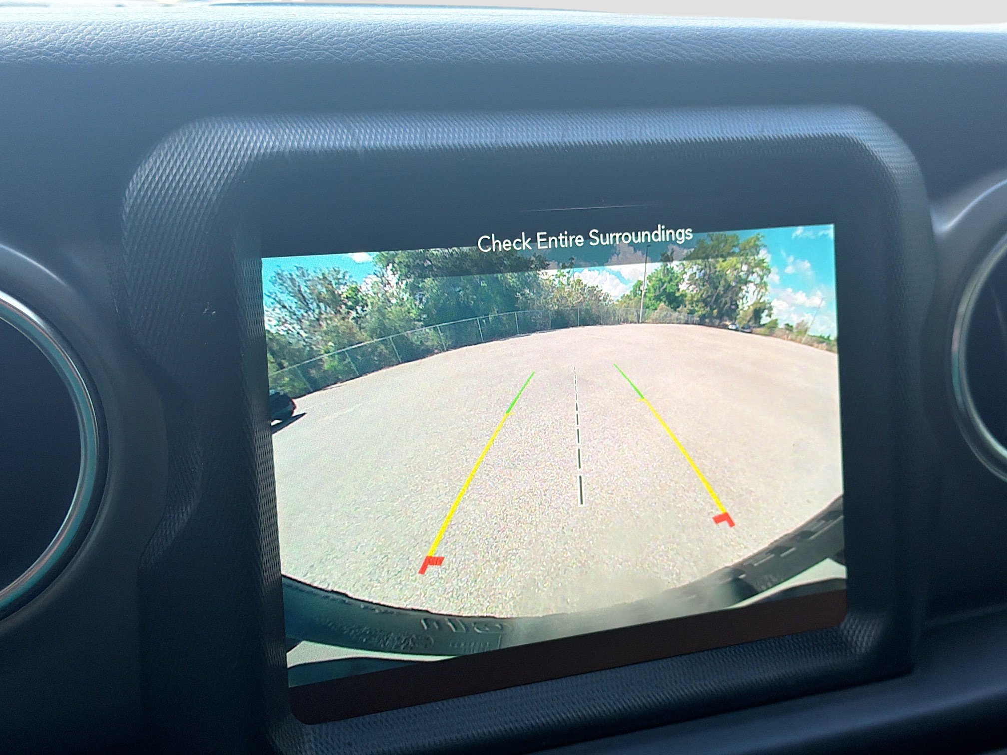 Used 2022 Jeep Wrangler Unlimited Rubicon 4xe w/ Cold Weather Group image 31