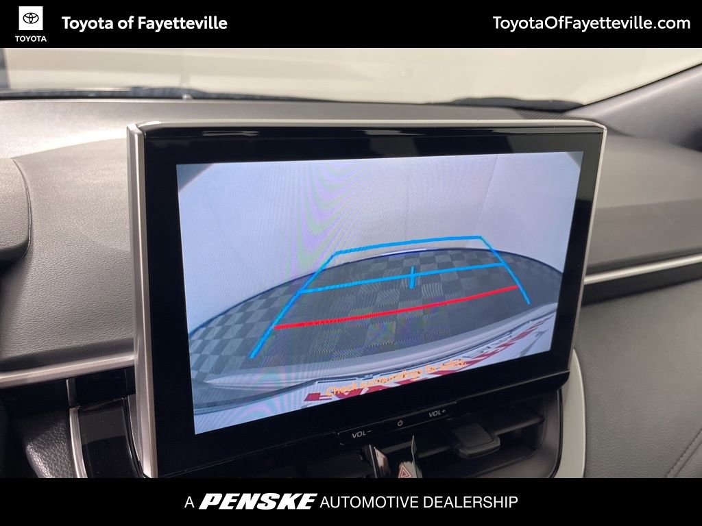 Used 2025 Toyota Corolla SE w/ SE Premium Package image 28