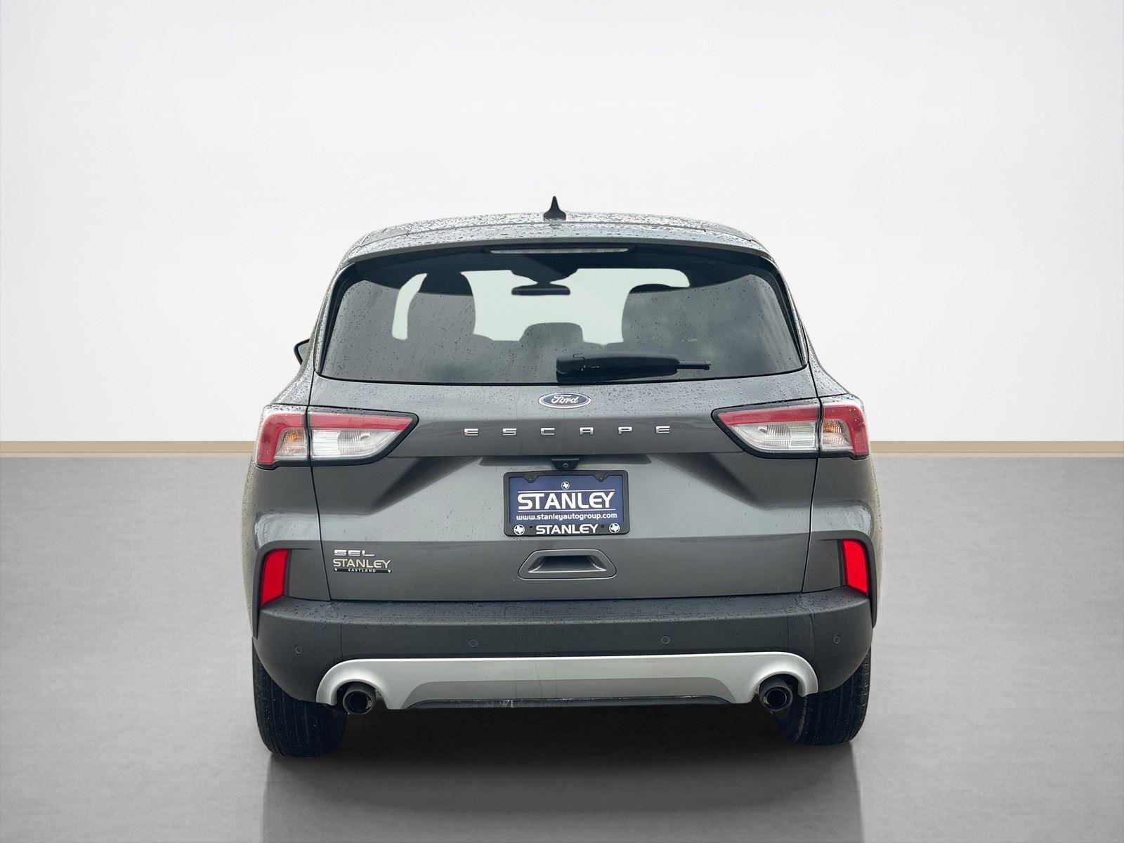 Used 2022 Ford Escape SEL image 6