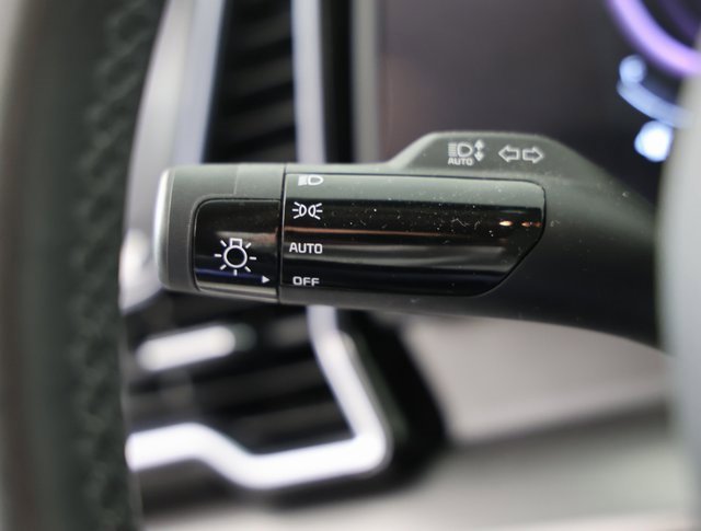 Used 2023 Kia Sportage EX image 10