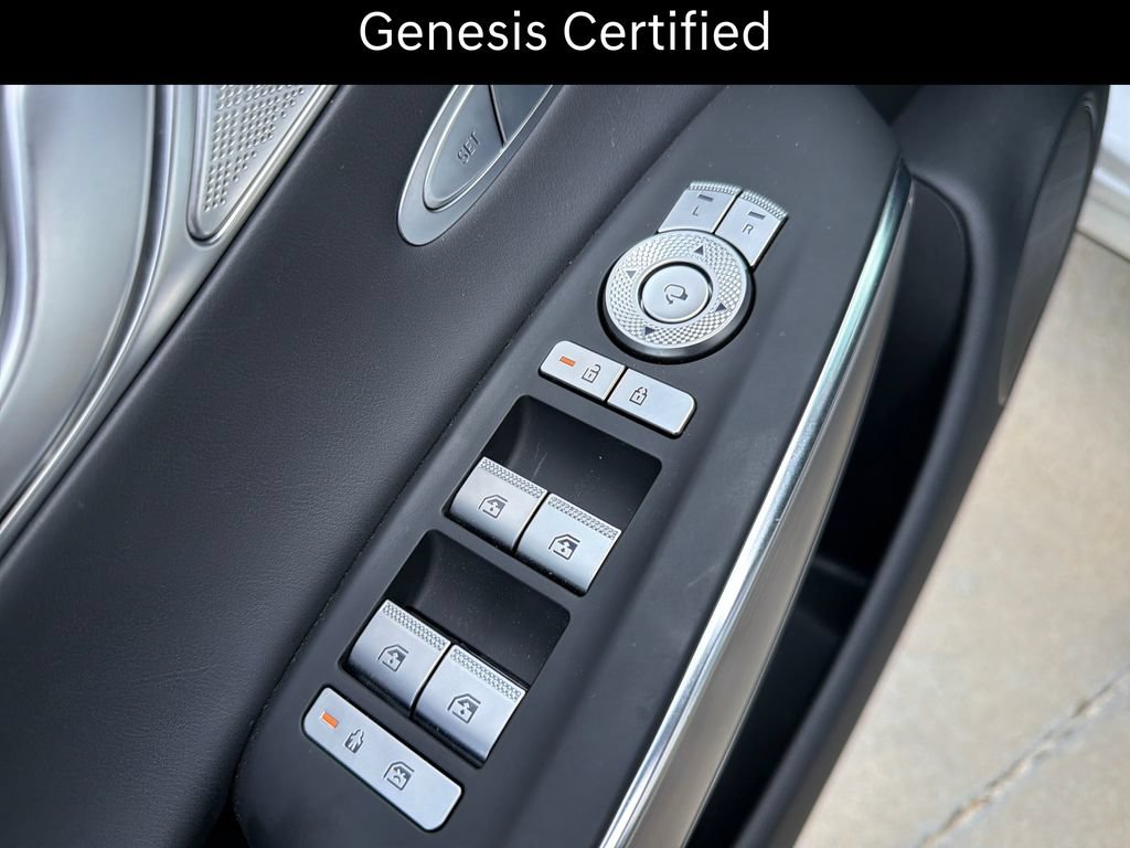 Certified 2026 Genesis GV70 2.5T Select AWD/4WD image 11