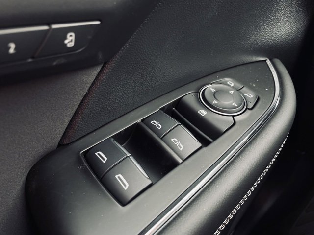 New 2025 Buick Envision Sport Touring image 17