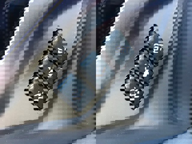 Certified 2025 Subaru Outback Touring XT image 18