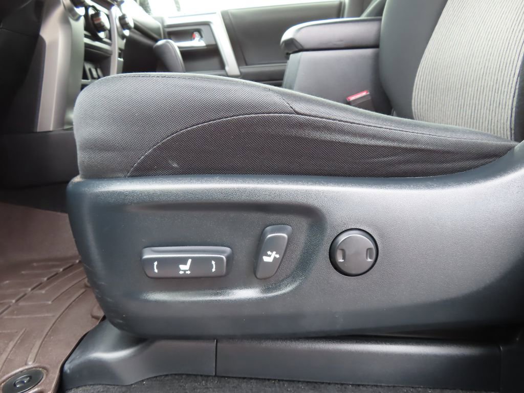 Used 2023 Toyota 4Runner SR5 image 6