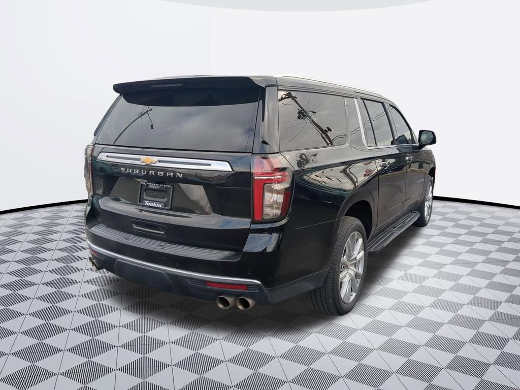 Used 2023 Chevrolet Suburban High Country AWD/4WD image 6