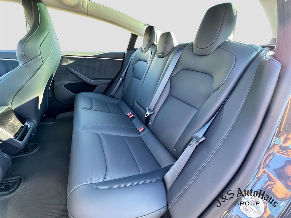 Used 2025 Tesla Model 3 Performance image 27